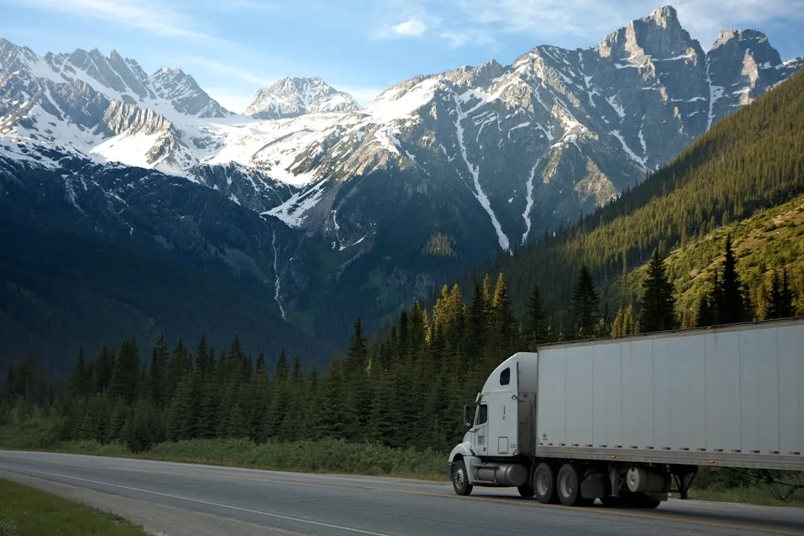 CIF ve FOB Farkı Nedir? Hangisi Daha Güvenli?