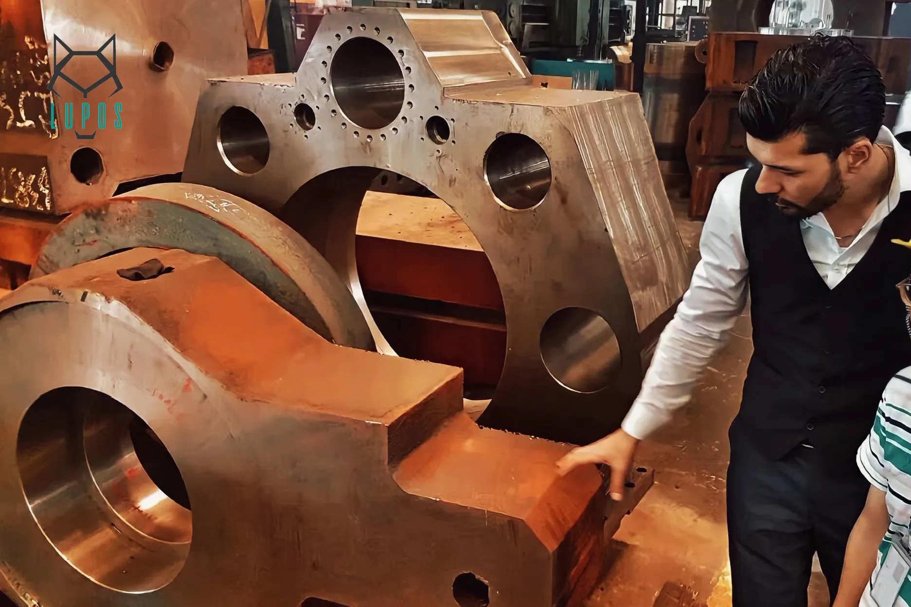 Pre-shipment inspection of industrial machinery at a Chinese factory for a Turkish importer.