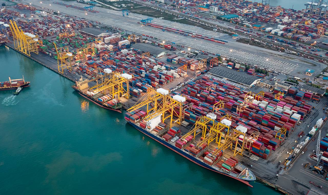 Chinese goods arriving in Turkish Port | Çin malları Türk Limanı'na geliyor 